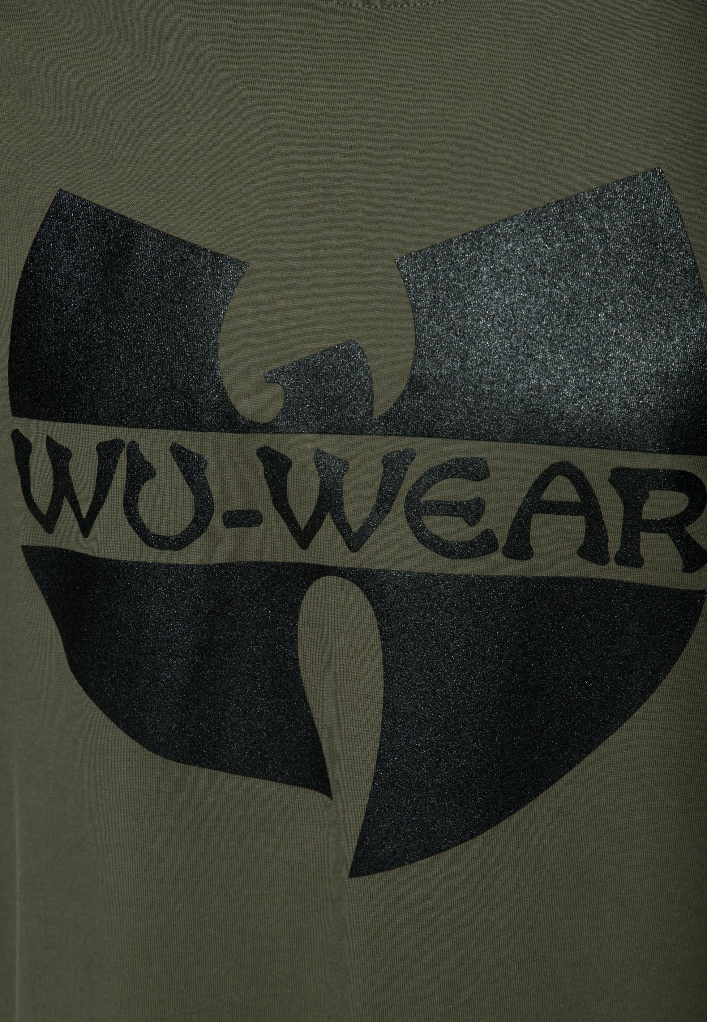 WuWear nan in Olive (Logo schwarz)